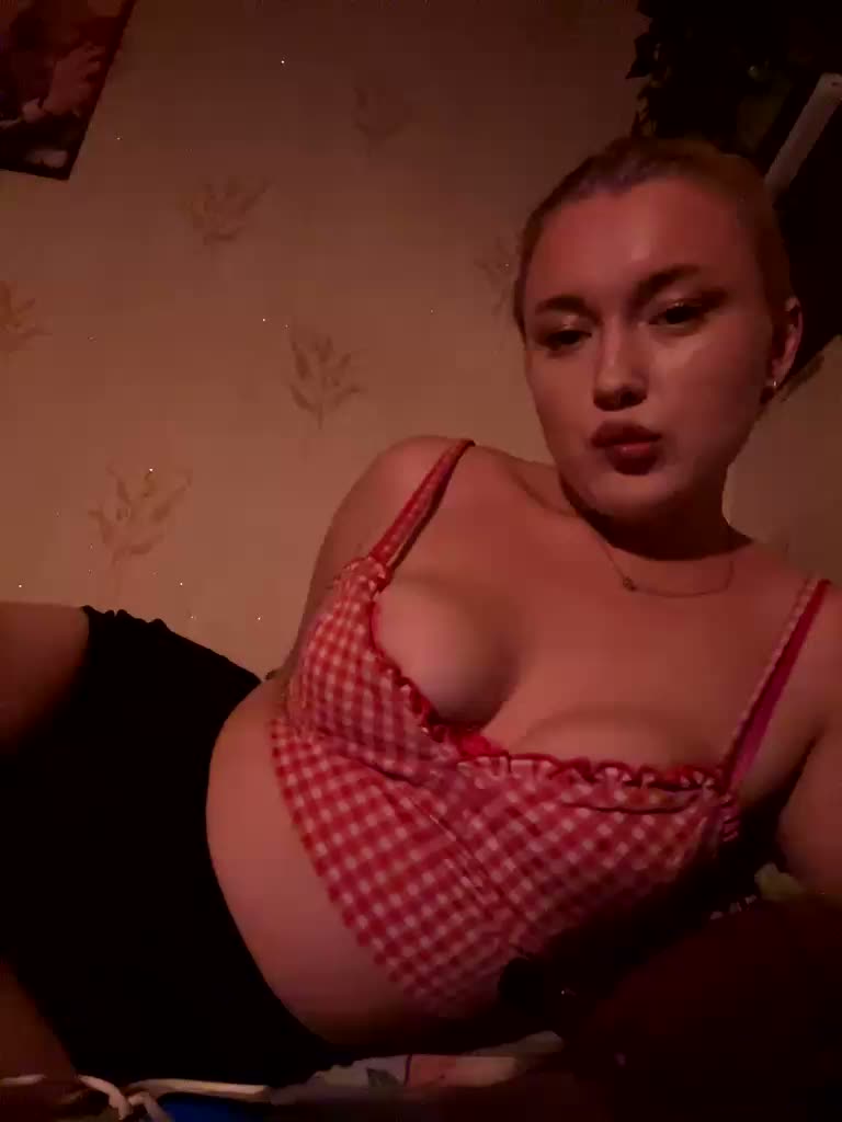 lyalyavivi Adult Chat October 10, 2026