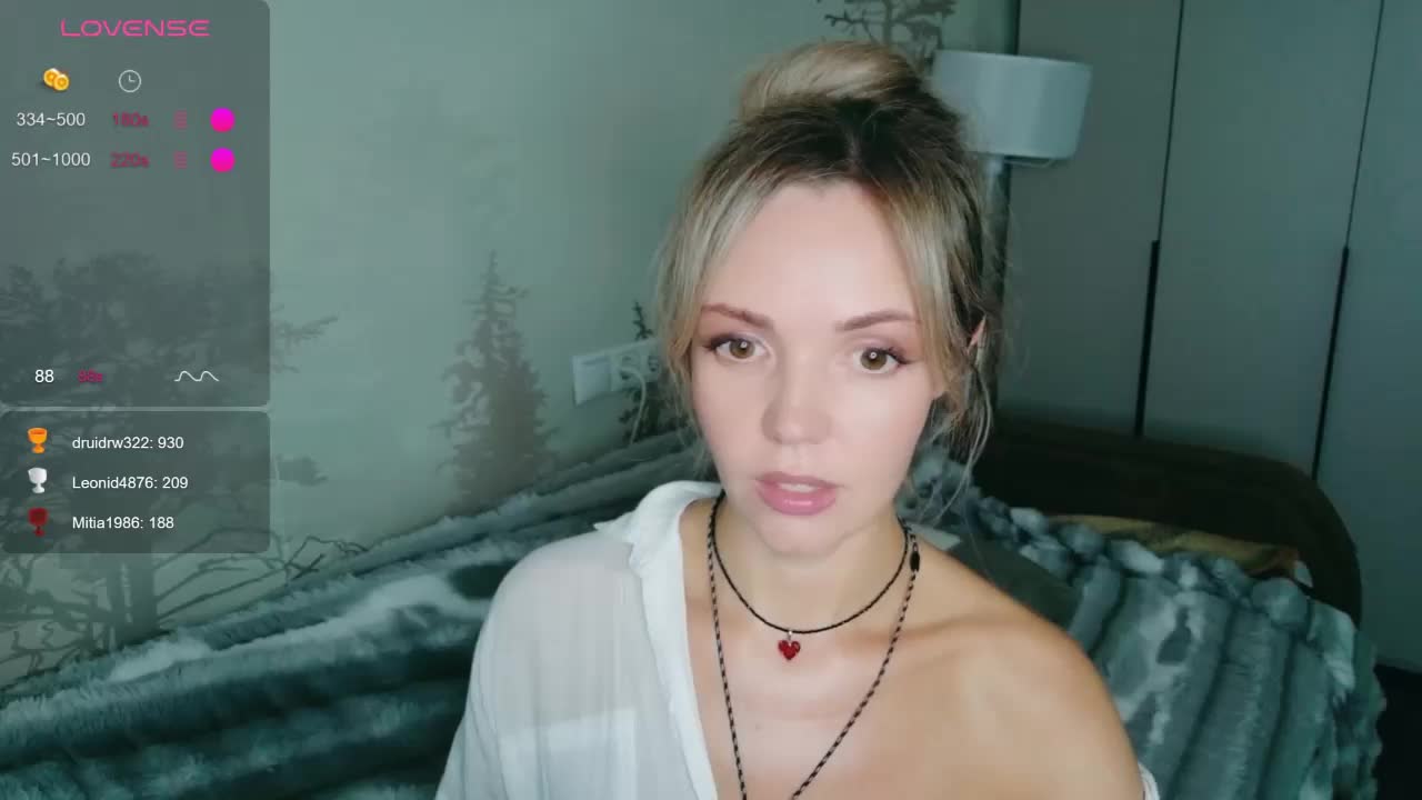 Red_Rose_98 Adult Chat October 10, 2026