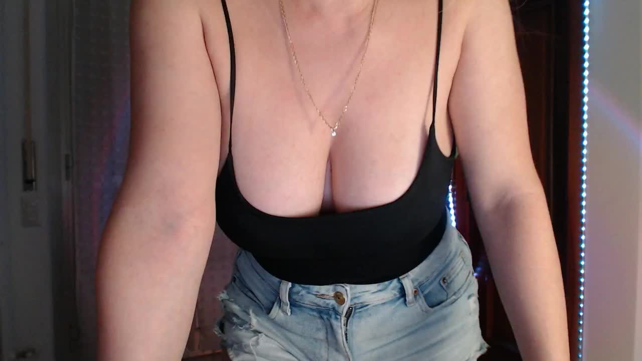 Alina-Lovely Adult Chat October 11, 2026