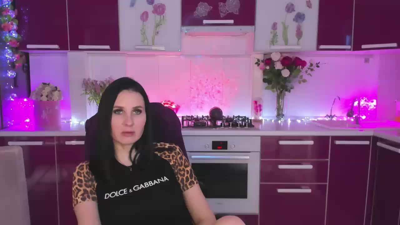 Olivija2020 Adult Chat October 11, 2026