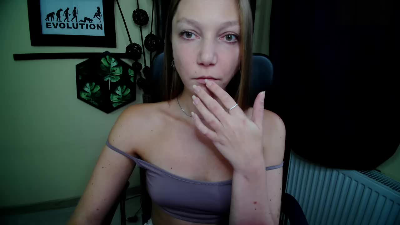 EmillyExtasy Adult Chat October 11, 2026
