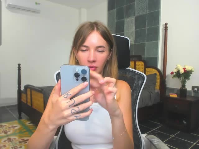 mel-collins Adult Chat October 11, 2026
