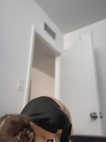Dallyssxo_ Adult Chat October 12, 2026
