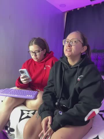 Annie_and_Raveenn Adult Chat October 12, 2026