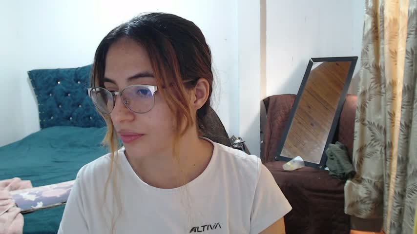 Kate_lorens9 Adult Chat October 12, 2026