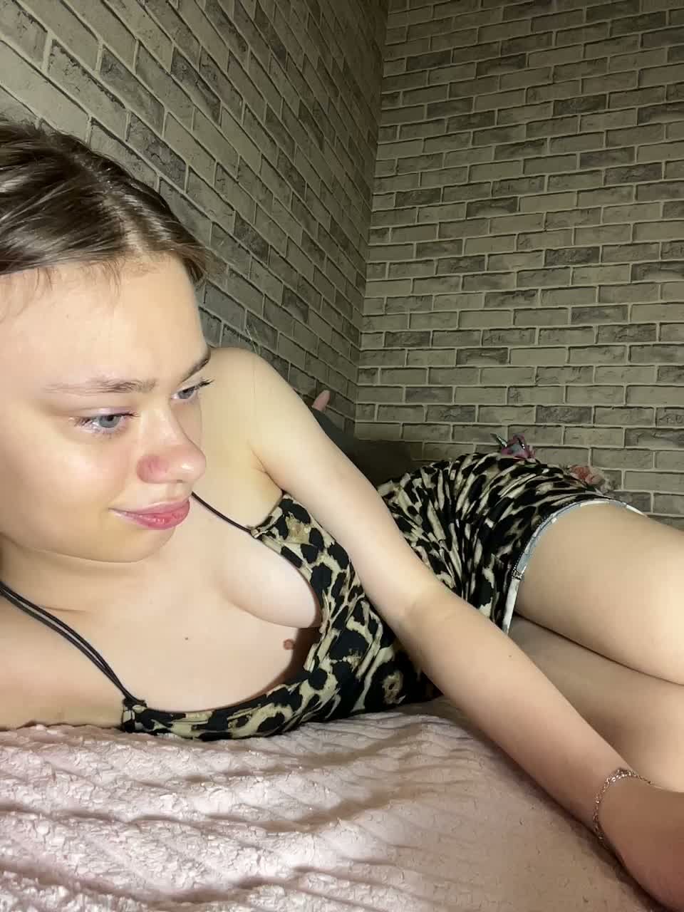 18YoungPussy18 Adult Chat October 12, 2026
