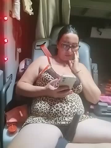 Milfa_nimfomana Adult Chat October 12, 2026