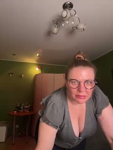 Veronika_Gold Adult Chat October 12, 2026