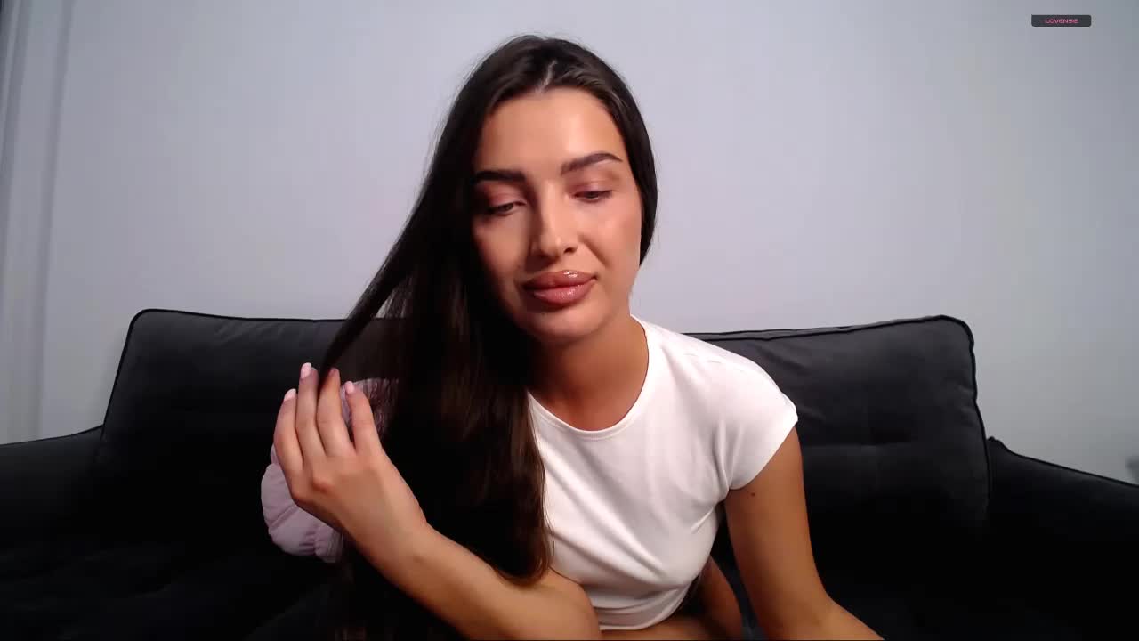 LauraBess Adult Chat October 12, 2026