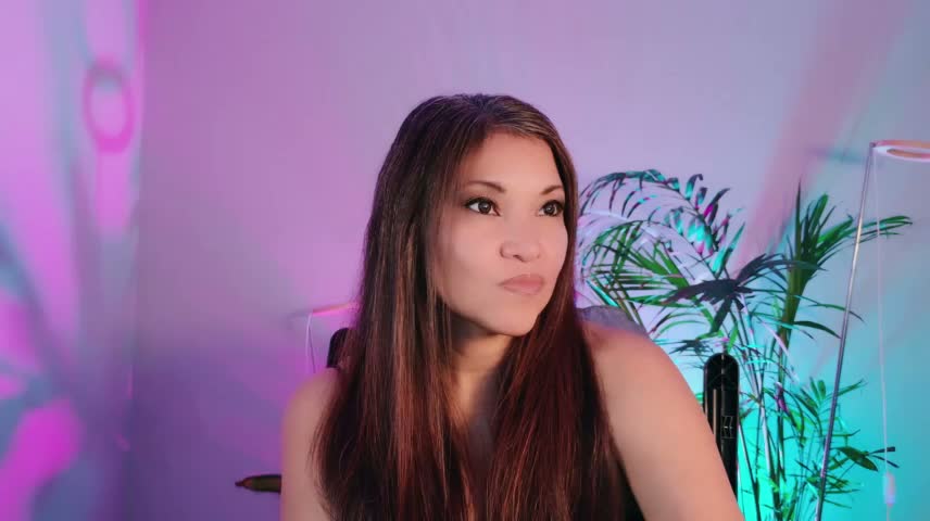 DivineLynn Adult Chat October 13, 2026