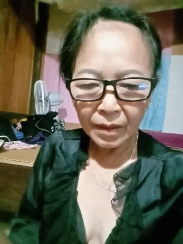 topless-play Adult Chat October 13, 2026