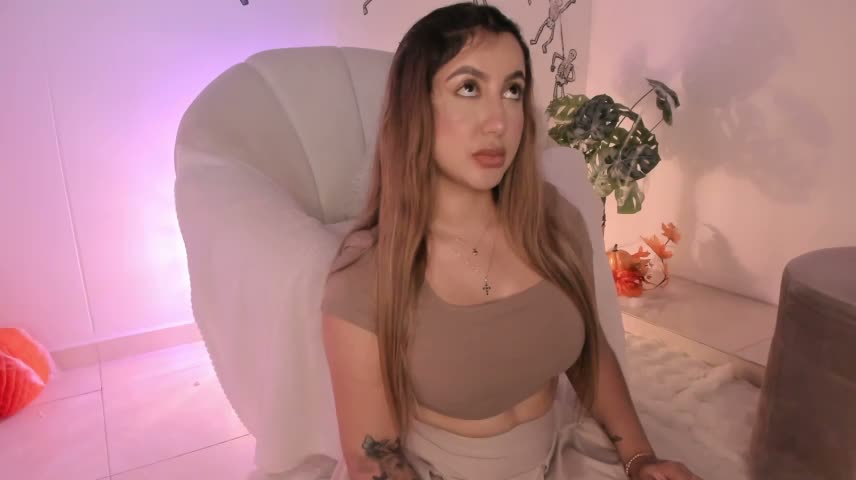 Sarapalmer1 Adult Chat October 13, 2026