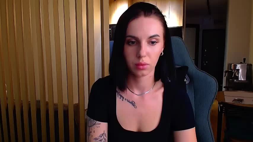 Mindblowing_Woman Adult Chat October 14, 2026