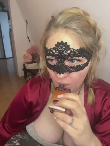 -CurvySecret- Adult Chat October 14, 2026