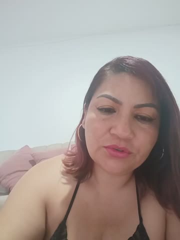 Agata_Traviesa Adult Chat October 14, 2026