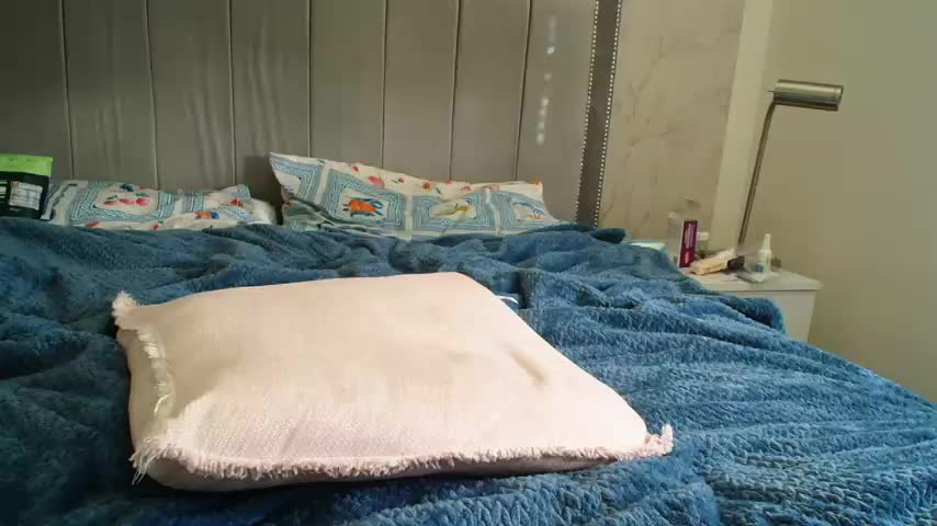 xCouple_Fox Adult Chat October 14, 2026