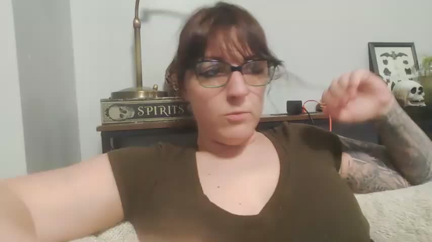 RavenNyxxx Adult Chat October 14, 2026