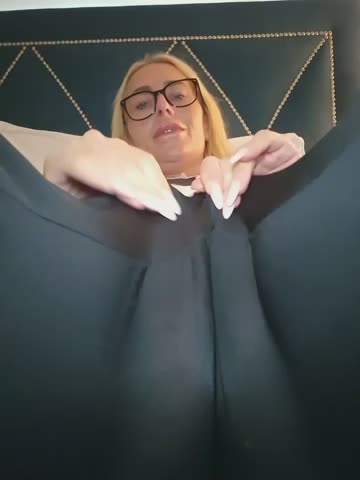 Molliexo Adult Chat October 14, 2026