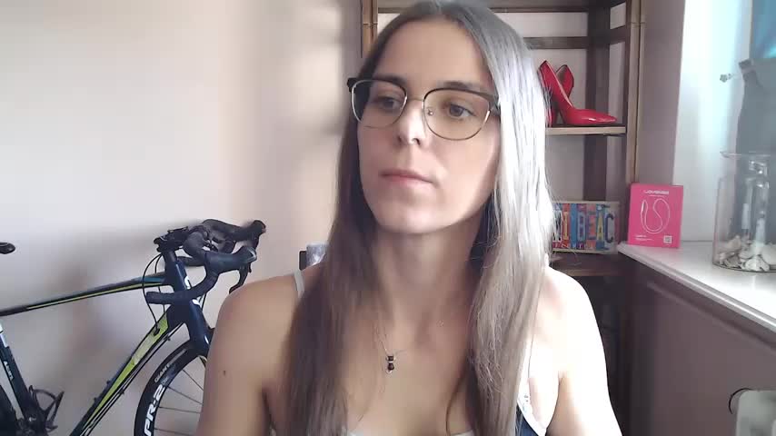 love_megi Adult Chat October 14, 2026