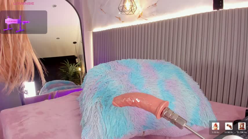 valentina_lux Adult Chat October 13, 2026