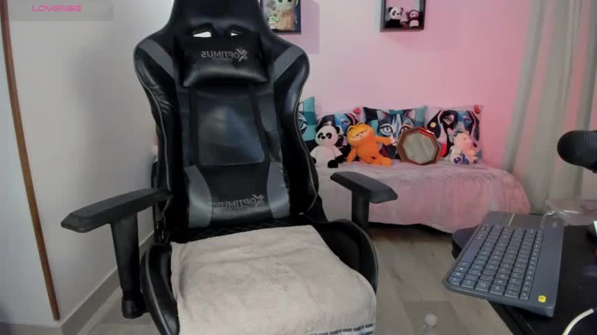 Biancastrongg Adult Chat October 14, 2026