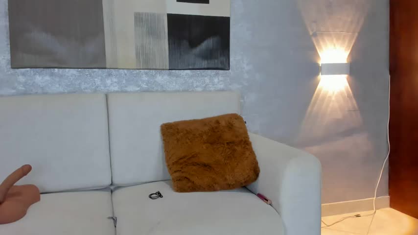 Lucia_jane Adult Chat October 14, 2026