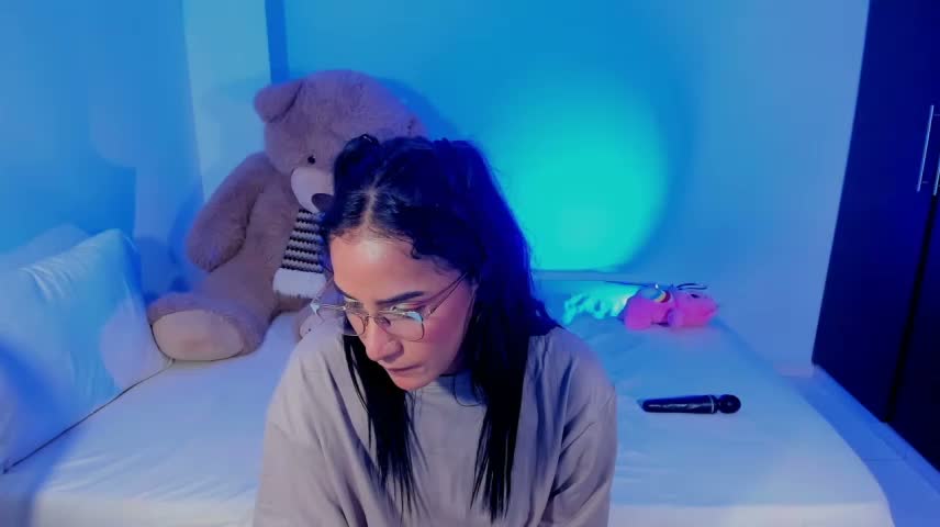 Samantha_luv_ Adult Chat October 13, 2026
