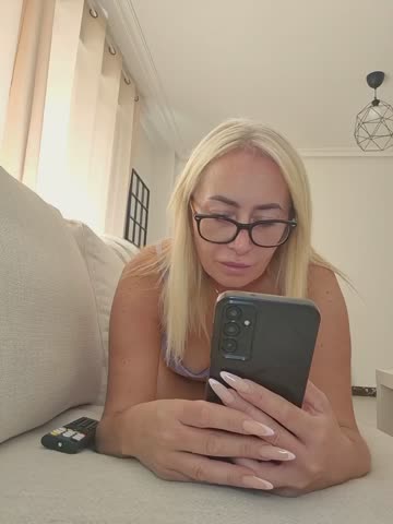 Molliexo Adult Chat October 14, 2026