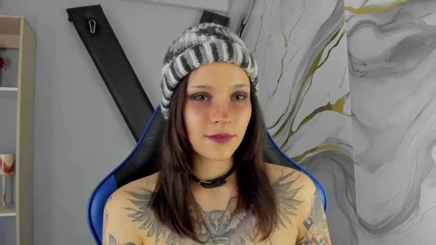 AnnyThompson_ Adult Chat October 14, 2026