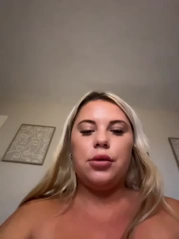 blonde_baddie Adult Chat October 14, 2026