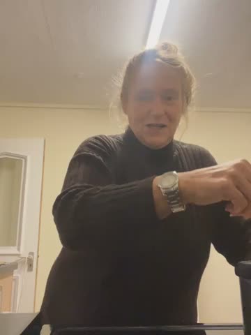 Blondnboujee53 Adult Chat October 15, 2026