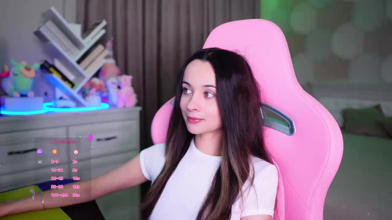 JuicyAngel Adult Chat October 15, 2026