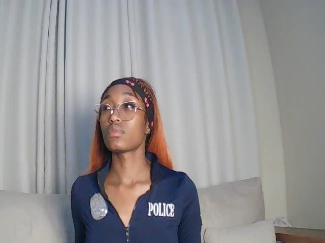 pinky_aura22 Adult Chat October 15, 2026