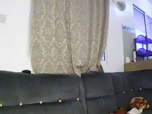 liz_cutie Adult Chat October 15, 2026