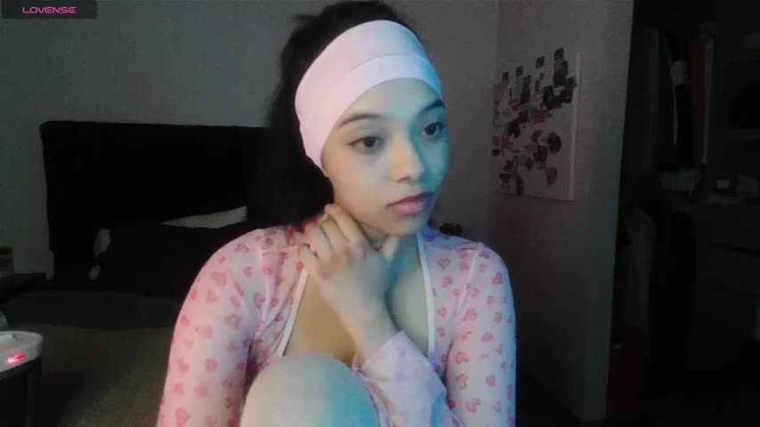 Jasmine_019 Adult Chat October 15, 2026