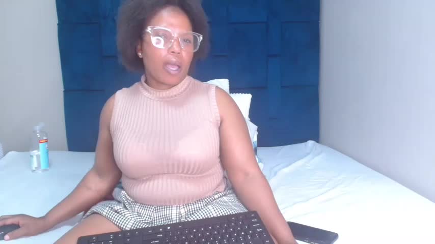 SexyLadyAfrica Adult Chat October 15, 2026