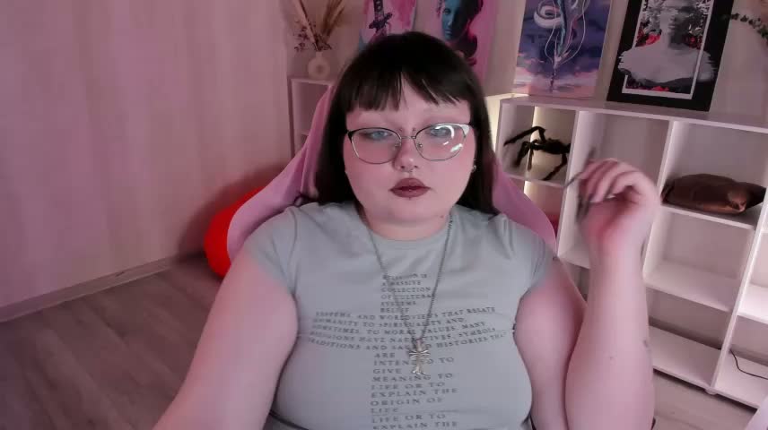 Niki_Glow Adult Chat October 15, 2026