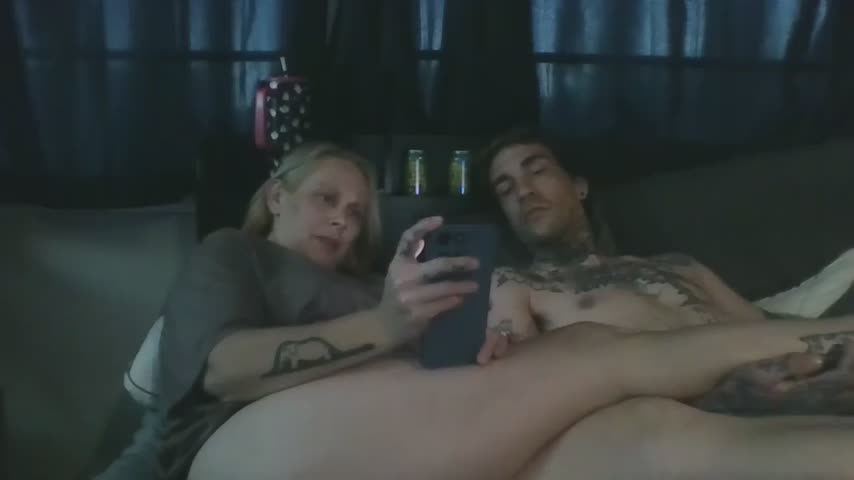 2-BLUNT-CUNTS Adult Chat October 15, 2026