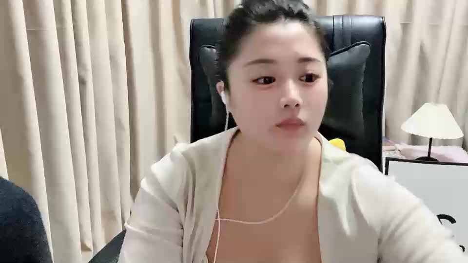 Luckysisi-s Adult Chat October 15, 2026