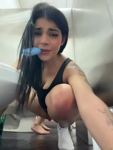 ArieliciousXXX Adult Chat October 16, 2026