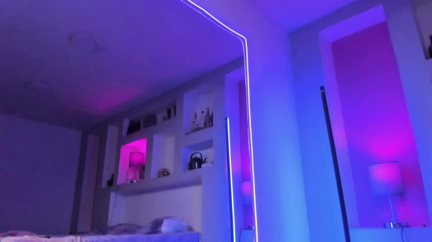 Ivonne_Noir Adult Chat October 16, 2026