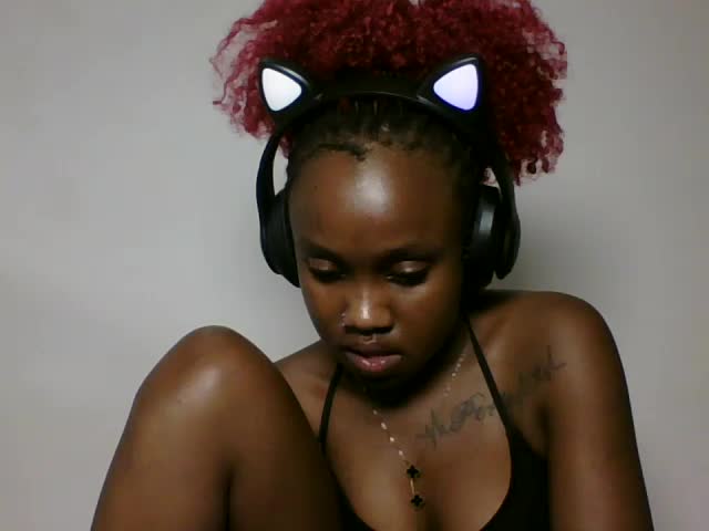 Coochie_cookie Adult Chat October 16, 2026