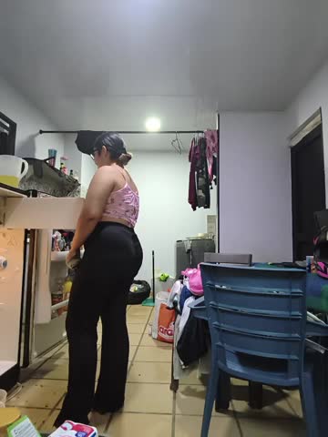 Eimy__saenz Adult Chat October 16, 2026