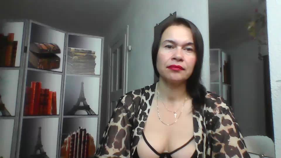 Selena_Moo Adult Chat October 16, 2026