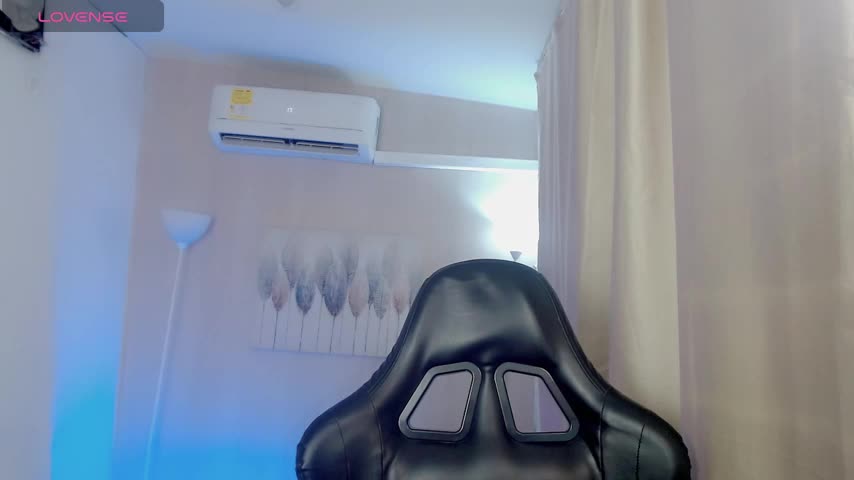 Arelis_ Adult Chat October 16, 2026