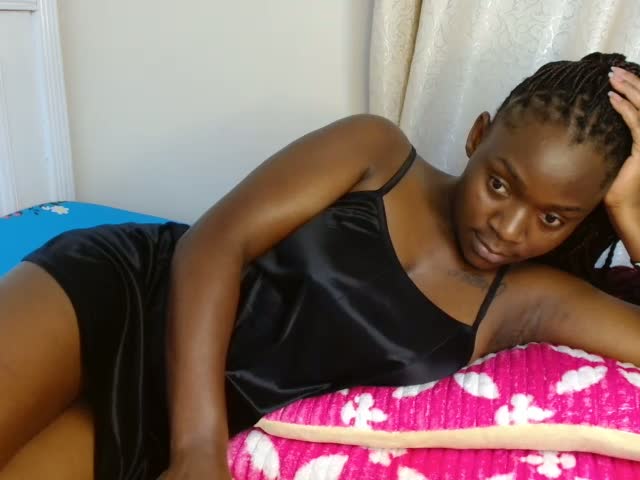 miss_monroee Adult Chat October 17, 2026
