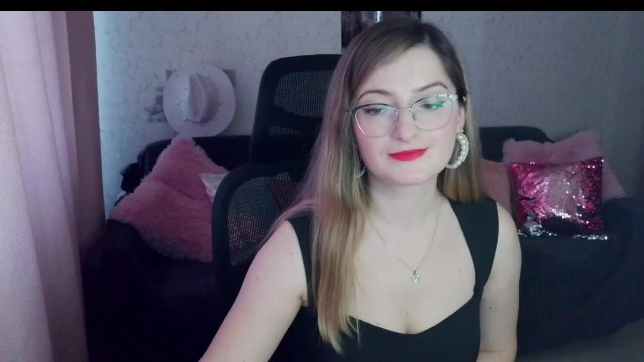 tastyAriel Adult Chat October 17, 2026