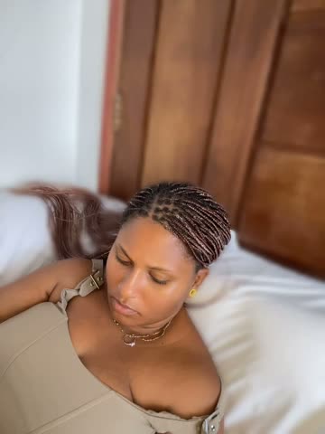 madelltheebony Adult Chat October 17, 2026