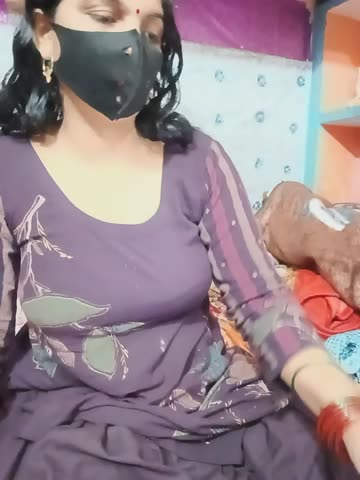 Priyanka_hot88 Adult Chat October 17, 2026