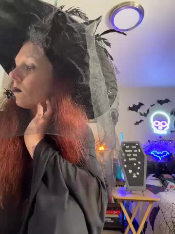 ScarletPanes Adult Chat October 17, 2026